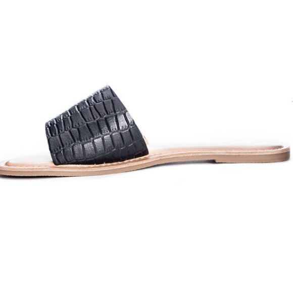 New Chinese laundry Regina slide - Picture 2 of 7